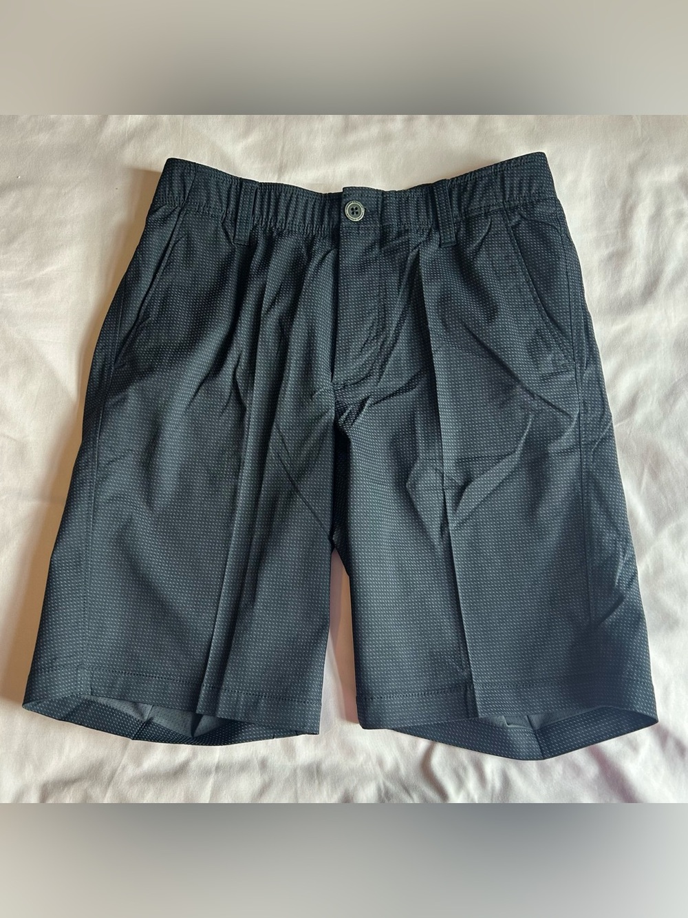 Under Armour Match Play Golf Shorts – Size 30